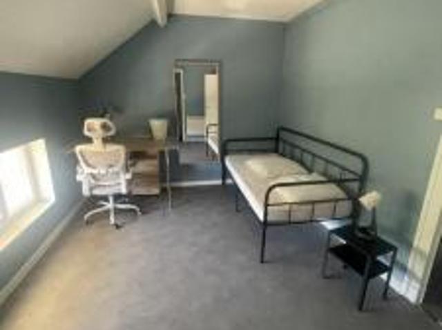 location appartement creusot 1 pièce 25 m2 saone et loire 71200 303 € / mois