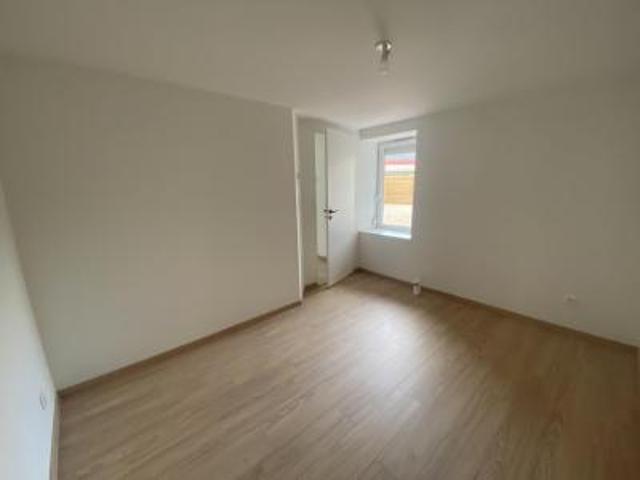 location appartement creusot 1 pièce 30 m2 saone et loire 71200 350 € / mois