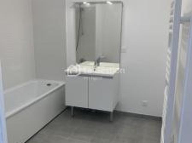 location appartement creil 2 pièces 41 m2 oise 60100 765 € / mois