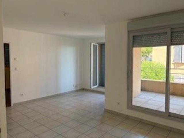 location appartement curis au mont d'or 2 pièces 46 m2 rhone 69250 850 € / mois