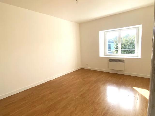 Location Appartement D 209, Pécy