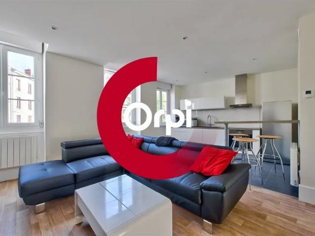 Location Appartement Rue Jean Jacques Rousseau, Vienne