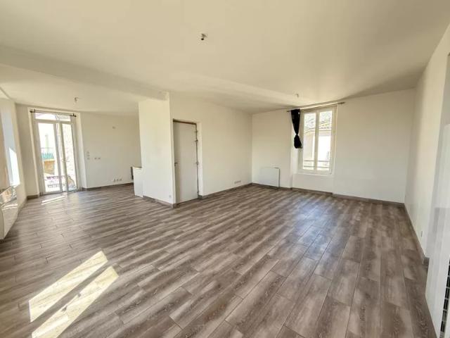 Location Appartement D 4, Claret