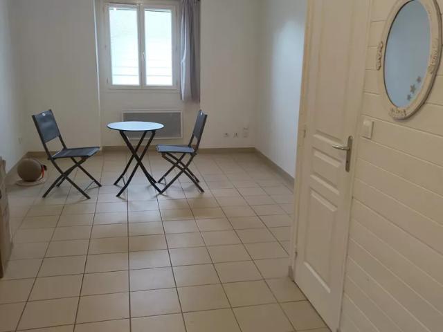 Location House D 4, Saint Laurent en Gâtines