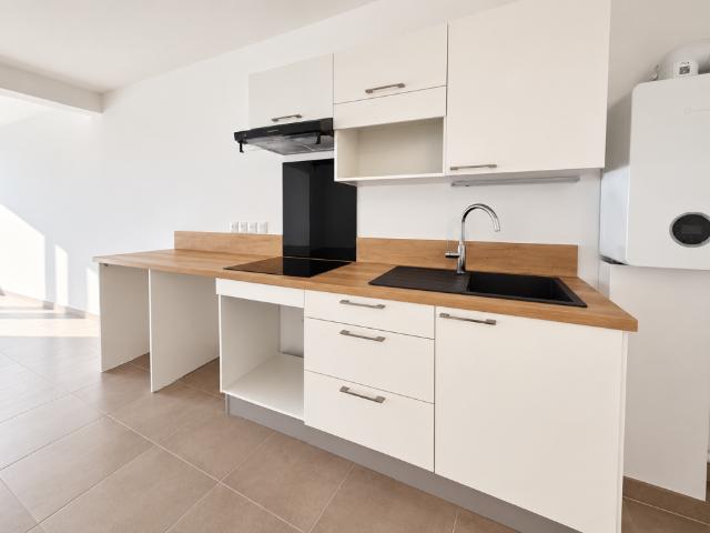 Location Appartement D 561B, Le Puy Sainte Réparade