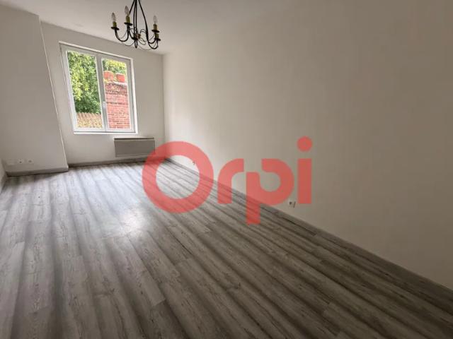 Location Appartement D 6E, Hesbécourt