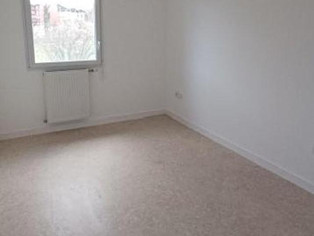 Location Appartement D 76, Saint Hilaire du Rosier