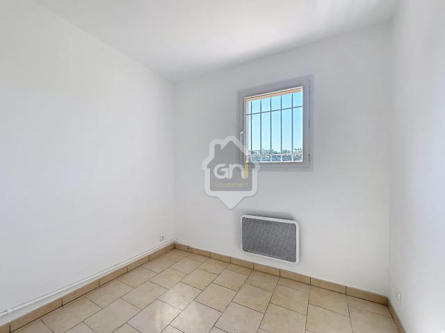 Location Appartement D 7N, Orgon