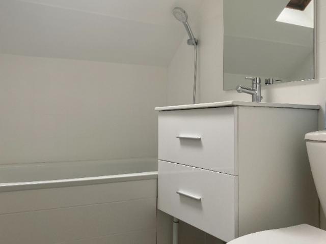 LOCATION: appartement de 2 pièces 22 m² à CHATEAUDUN