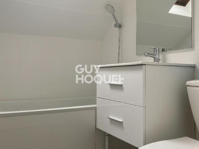LOCATION: appartement de 2 pièces 22 m² à CHATEAUDUN