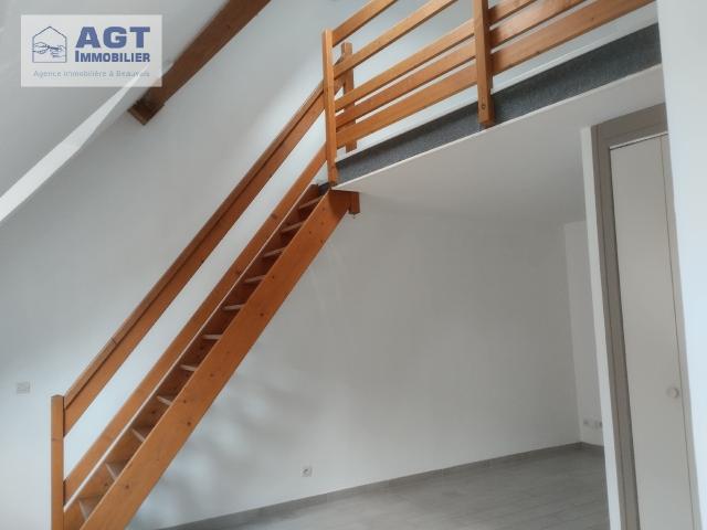 LOCATION APPARTEMENT DE TYPE F2 DUPLEX A BEAUVAIS