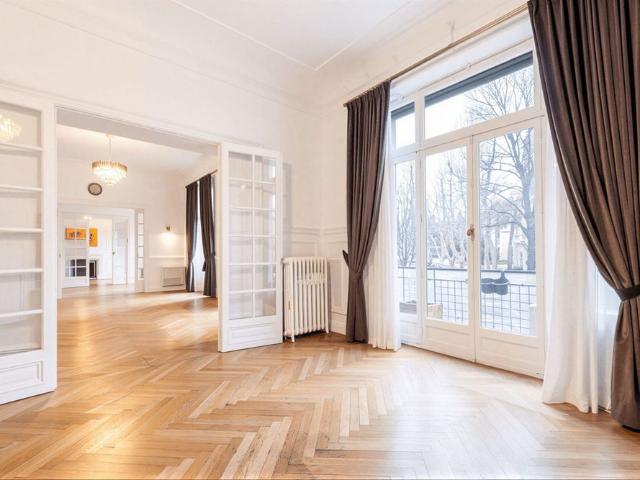 Location Appartement de luxe Marseille 8 12 Pièces 324 m²