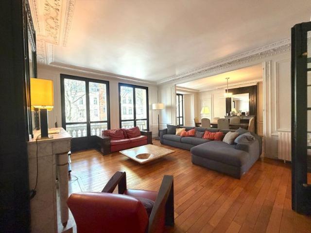Location Appartement de luxe Lille 6 Pièces 204 m²