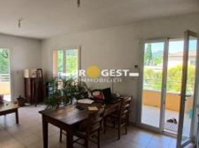 location appartement destrousse 2 pièces 39 m2 bouches du rhone 13112 799 € / mois