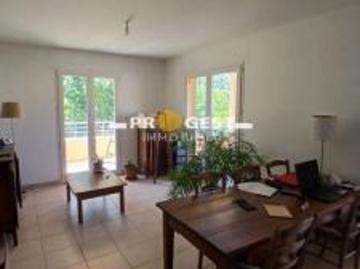 location appartement destrousse 2 pièces 39 m2 bouches du rhone 13112 799 € / mois