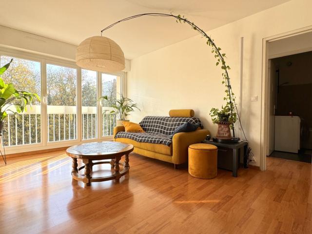 Location Appartement Desserte Ernest Cognacq, Évry