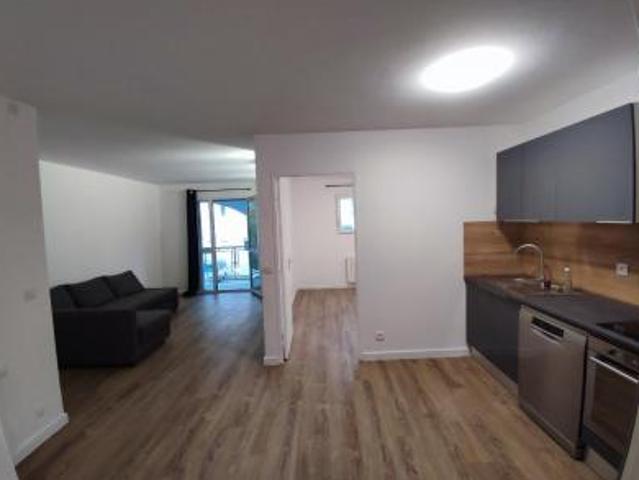 location appartement divonne les bains 2 pièces 43 m2 ain 01220 1590 € / mois