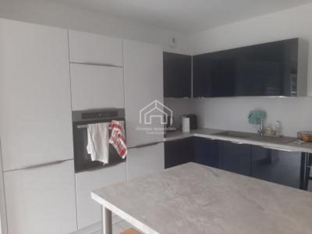 location appartement divonne les bains 3 pièces 74 m2 ain 01220 2030 € / mois