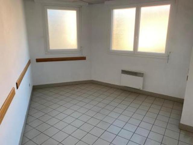location appartement douai 1 pièce 33 m2 nord 59500 400 € / mois