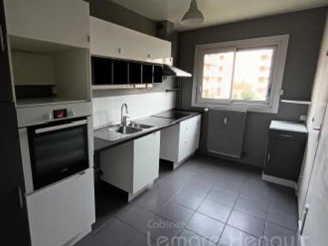 location appartement dreux 4 pièces eure et loir 28100 1045 € / mois