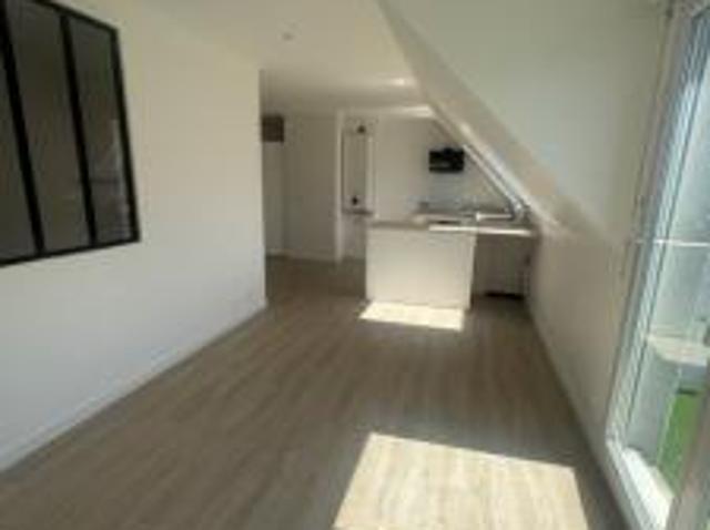 location appartement dugny 3 pièces 53 m2 seine saint denis 93440 1050 € / mois
