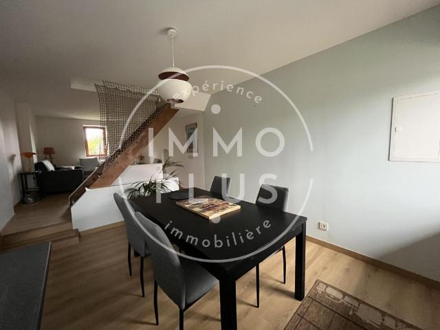 Location Appartement duplex 3 pièces 75,77 m² 1