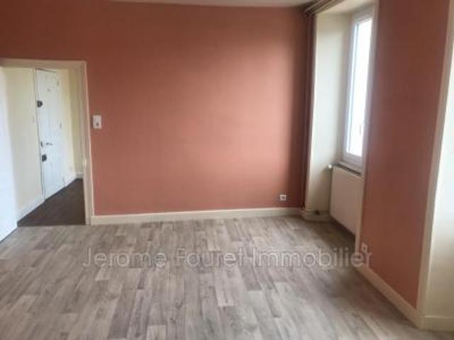 location appartement egletons 2 pièces 42 m2 correze 19300 345 € / mois