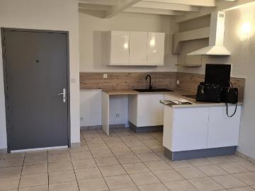 Location appartement en duplex de 43m2 résidence Le Dalia à St André de Sangonis
