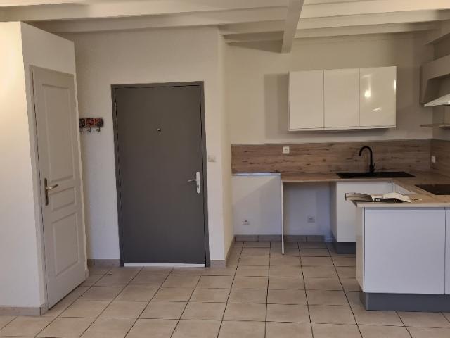 Location appartement en duplex de 43m2 résidence Le Dalia à St André de Sangonis