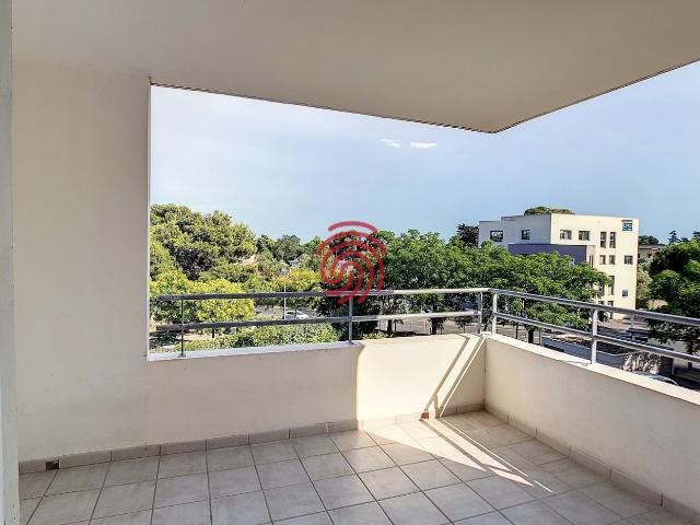 Location appartement en résidence Beziers, 63m² 3 pièces 689€ avec terrasse