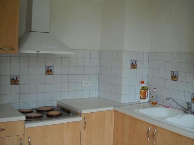Location appartement en résidence Lamalou les bains, 77m² 3 pièces 720€ avec garage