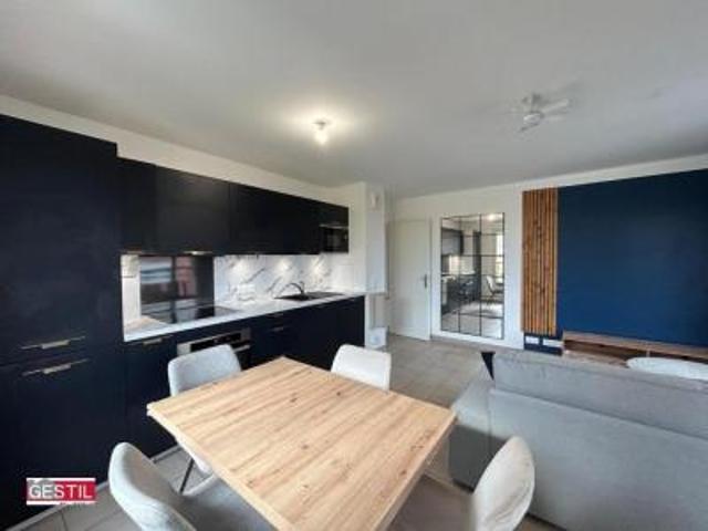 location appartement ennery pontoise 3 pièces 56 m2 val d'oise 95300 1350 € / mois