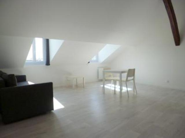 location appartement ennery pontoise 1 pièce 23 m2 val d'oise 95300 775 € / mois