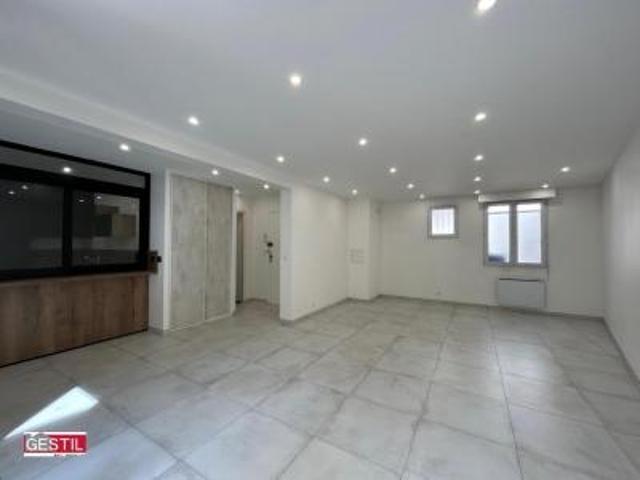 location appartement ennery pontoise 2 pièces 61 m2 val d'oise 95300 920 € / mois