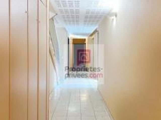 location appartement essarts le roi 1 pièce 28 m2 yvelines 78690 630 € / mois