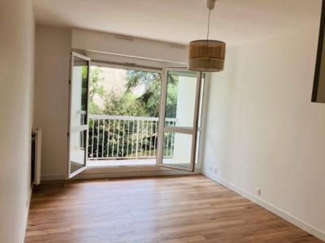 location appartement ermont 1 pièce 27 m2 val d'oise 95120 750 € / mois