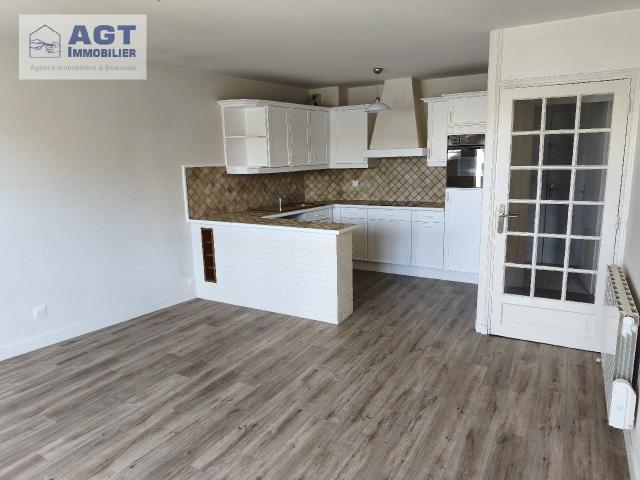 LOCATION APPARTEMENT F2 QUARTIER MARISSEL