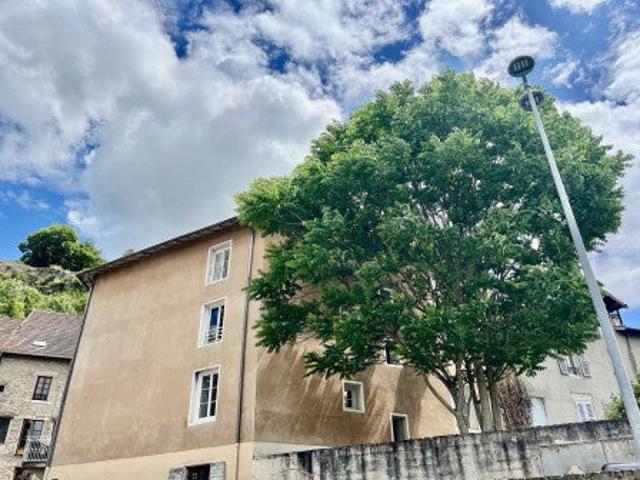 Location Appartement Faubourg des Moulins, Crémieu