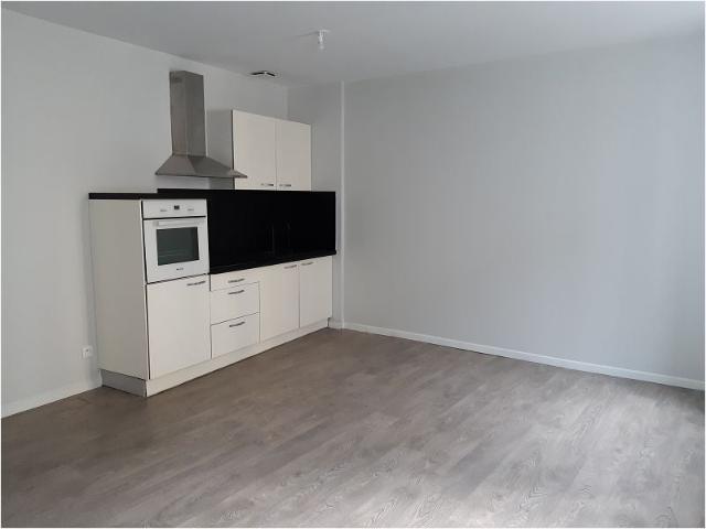 Location Appartement Faubourg du Soleil, Ners