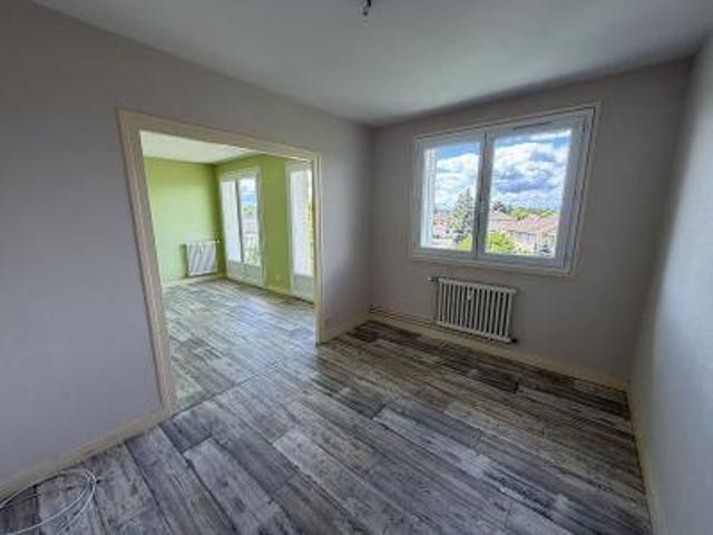 location appartement feurs 3 pièces 67 m2 loire 42110 600 € / mois