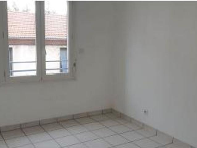 location appartement feurs 3 pièces 72 m2 loire 42110 635 € / mois
