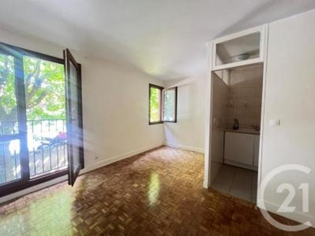location appartement fontenay sous bois 1 pièce 27 m2 val de marne 94120 850 € / mois
