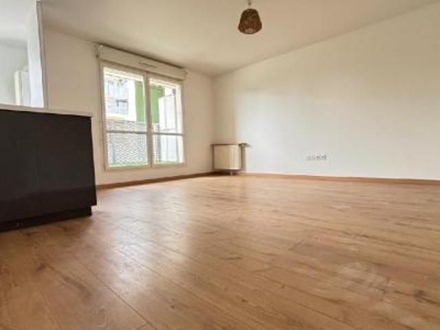 location appartement fosses 3 pièces 64 m2 val d'oise 95470 1110 € / mois