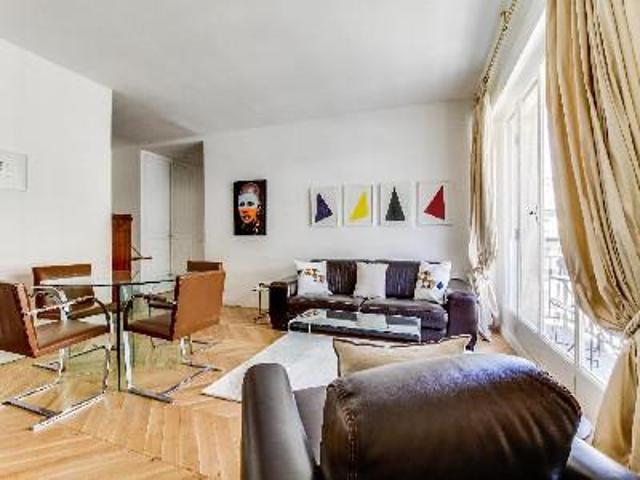 location appartement frejus rue edmond poupe 2 pièces 42 m2 var 83600 600 € / mois