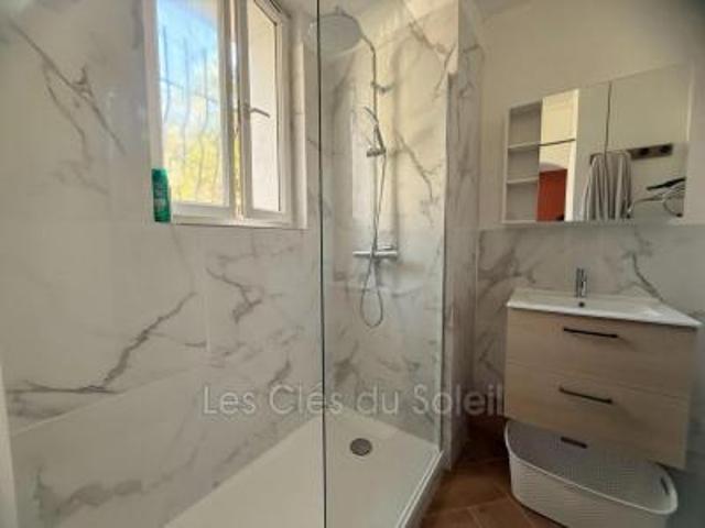 location appartement garde 2 pièces 55 m2 var 83130 975 € / mois