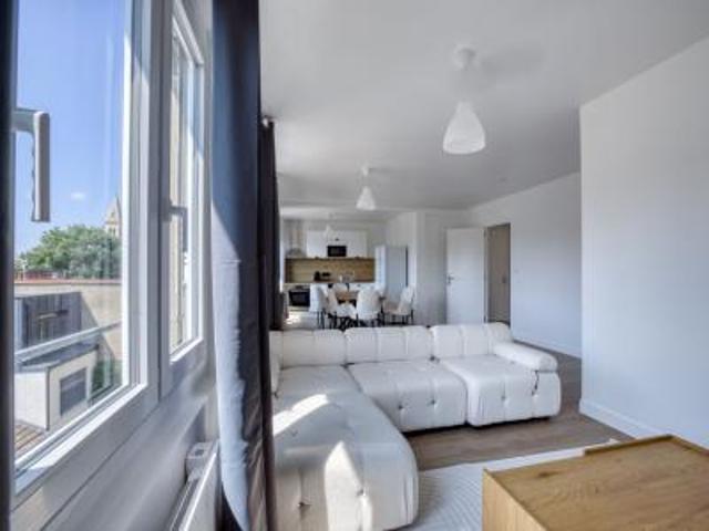 location appartement garibaldi 1 pièce 11 m2 seine saint denis 93400 820 €