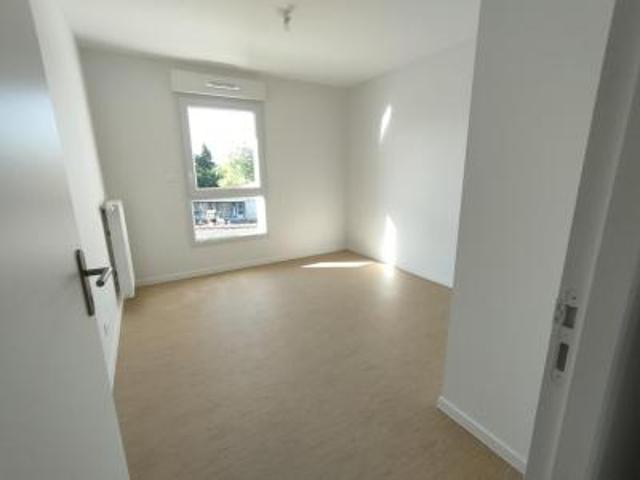 location appartement geste 3 pièces 62 m2 maine et loire 49600 599 € / mois