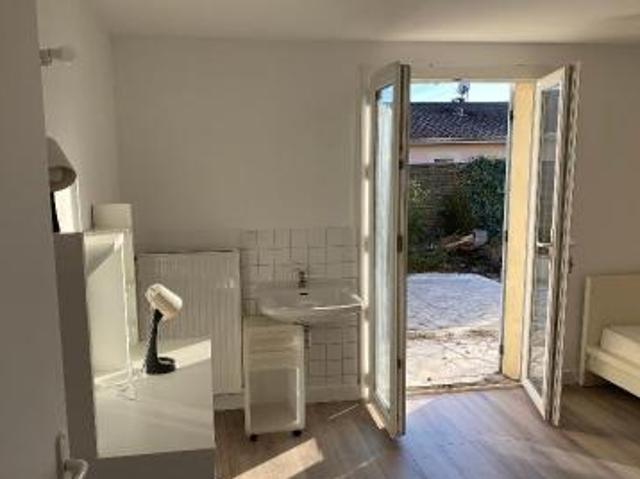 location appartement gradignan 1 pièce 14 m2 gironde 33170 500 € / mois