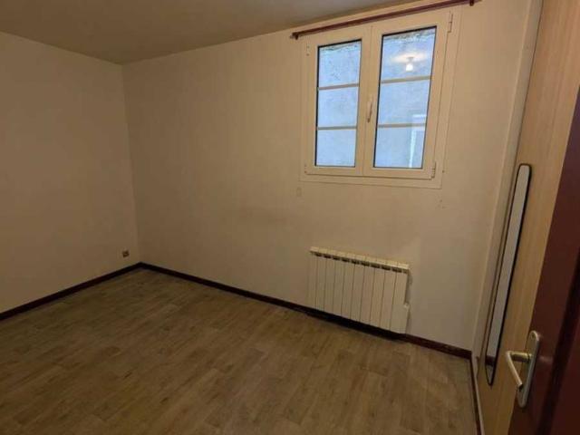 Location Appartement Grand Chemin de Voulx, Montmachoux