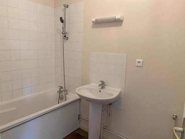 Location Appartement Rue Jules Henriot, Laheycourt